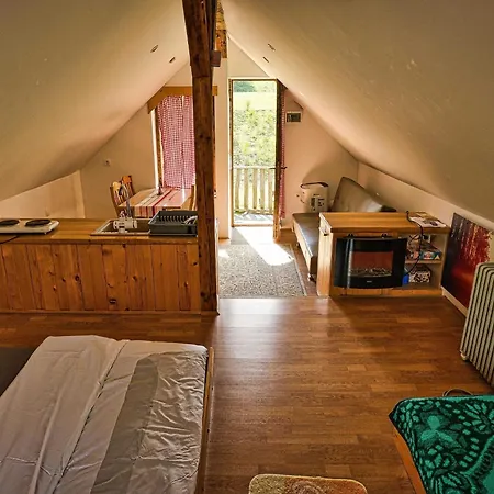 Visnja Gora Meadow Hideaway With Terrace - One Bedroom With Terrace Počitniška hiša