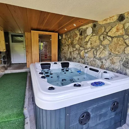 Prázdninový dům Meadow Hideaway With Terrace - One Bedroom With Terrace Visnja Gora