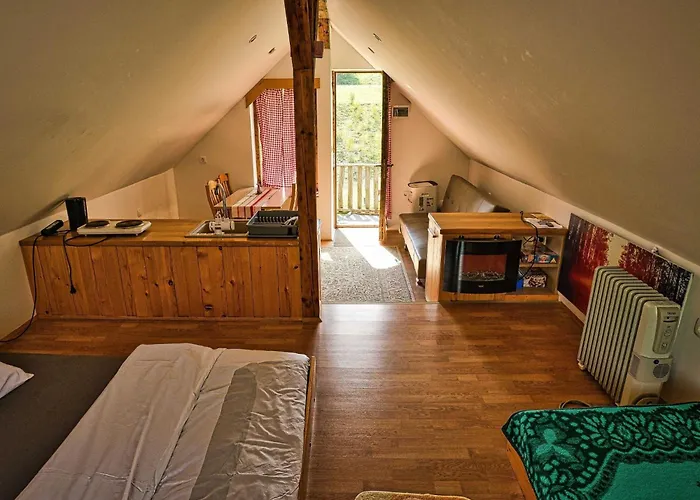 Visnja Gora Meadow Hideaway With Terrace - One Bedroom With Terrace Počitniška hiša